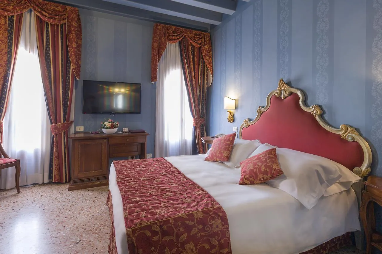 Hotel Tiziano Venice