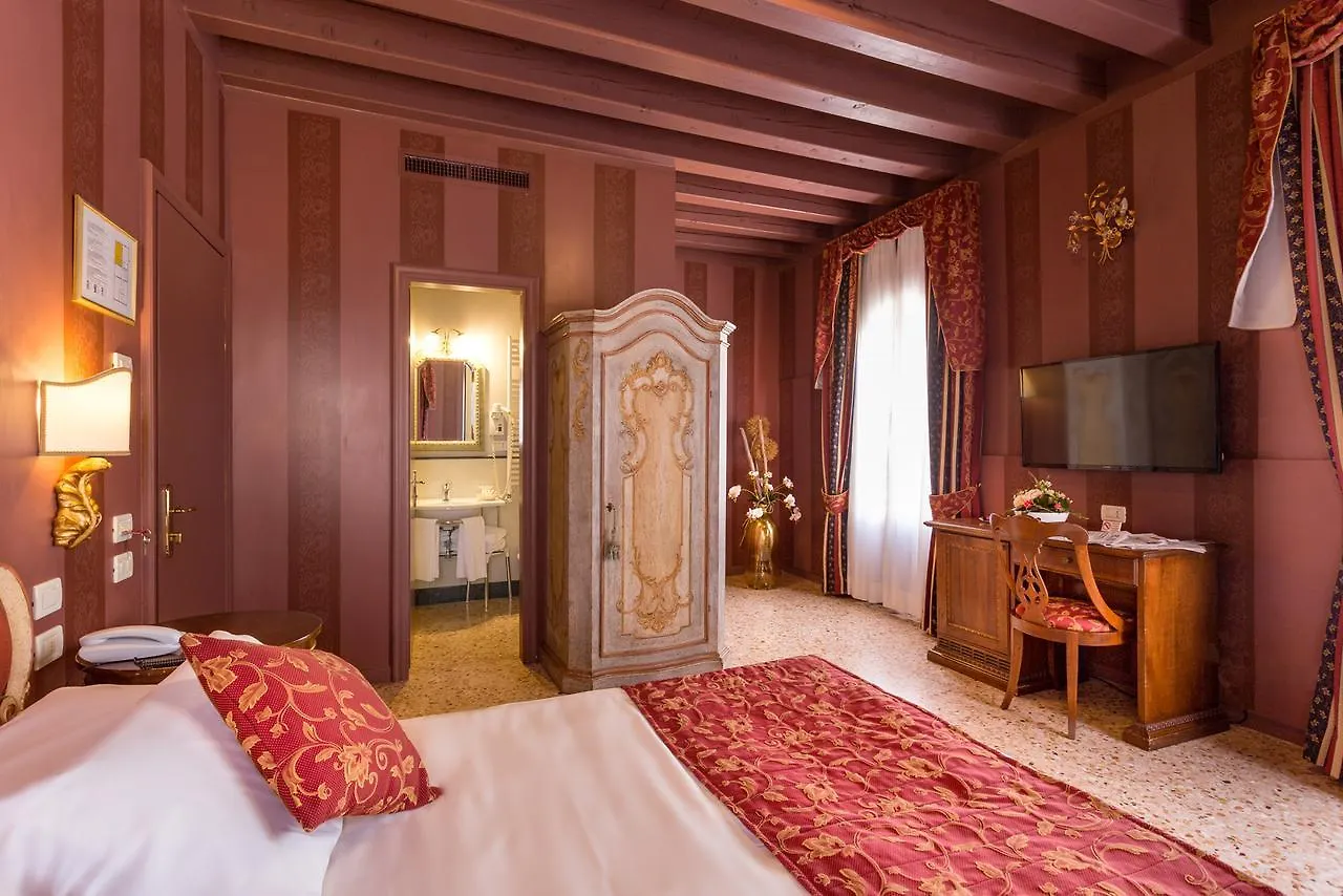 Hotel Tiziano Venice